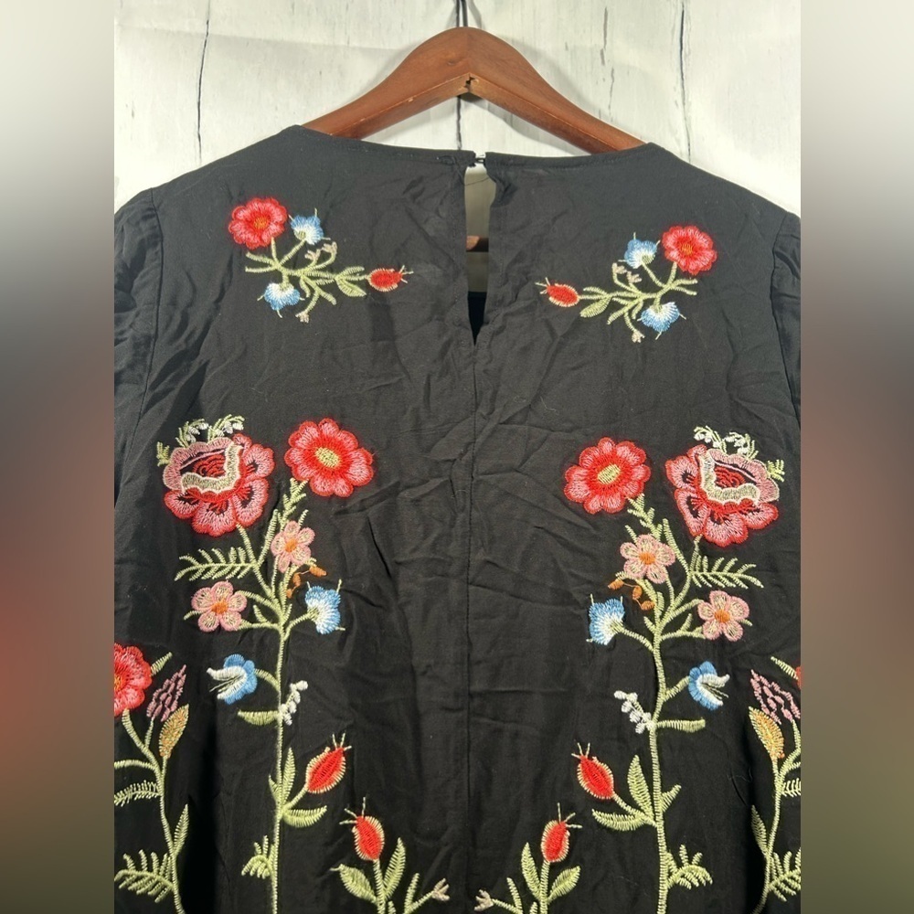 Philosophy Floral Embroidered Long Sleeve Dress Womens Black Short Flowy Sz M - Picture 14 of 16